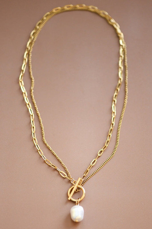 18k Paperclip Toggle Pearl sold by A Velvet Window